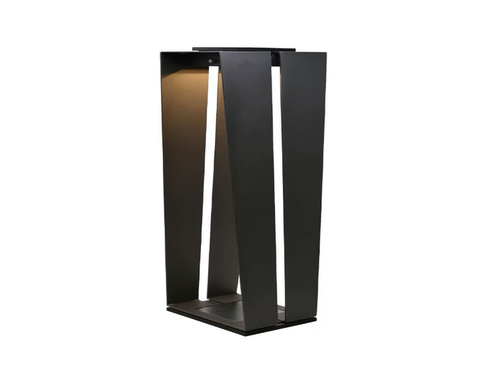 TINK125 - Solar powered aluminium Outdoor table lamp _ Les Jardins®